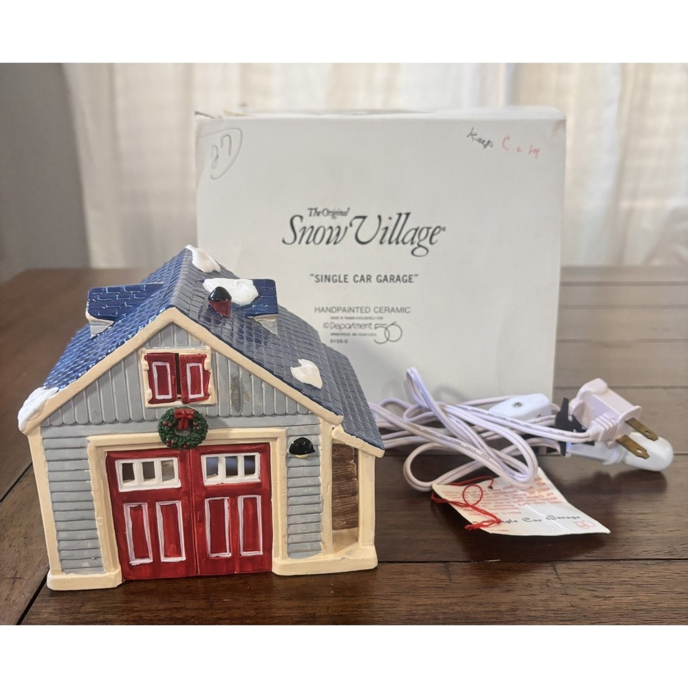 Dept 56 The Original Snow Village Single Car Garage #51250 w/Box & Light Cord